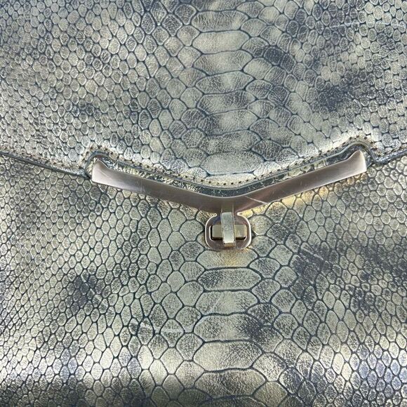 Botiker Valentina Envelope Crossbody Purse Metallic Brushed Python Embossed Bag - Picture 13 of 16